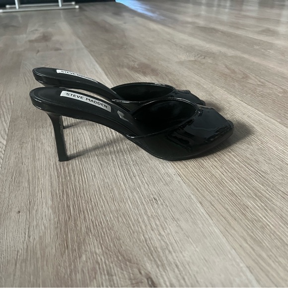 Steve Madden Glossy Black Peep-Toe Heels - Picture 2 of 4